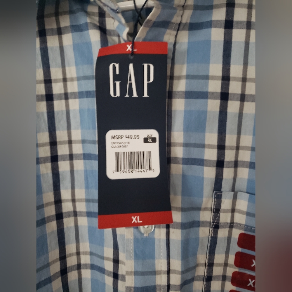Gap button down shirt - Picture 2 of 2